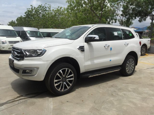 Bán ô tô Ford Everest Titanium 4x2 đời 2018, nhập khẩu nguyên chiếc - LH 0989022295 tại Bắc Kạn