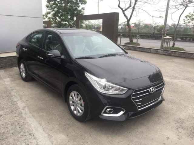 Bán xe Hyundai Accent AT năm sản xuất 2018, giao xe ngay