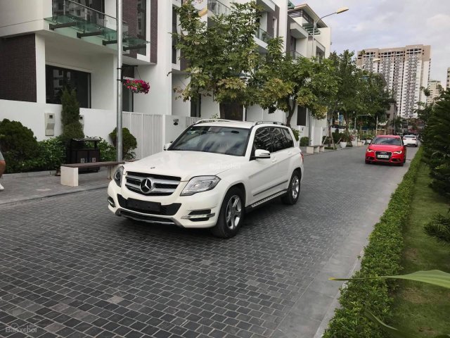 Bán ô tô Mercedes-Benz GLK250 Class năm 2015, màu trắng