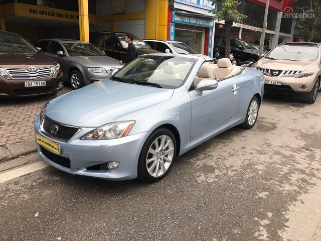 Cần bán Lexus IS 250C Sx 2010, màu xanh lam, nhập khẩu nguyên chiếc