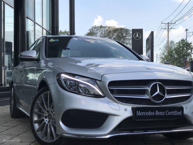 Bán Mercedes C300AMG năm sản xuất 2018, màu bạc, nhập khẩu nguyên chiếc