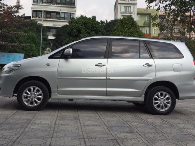 Bán Toyota Innova 2.0E sản xuất 2015 chất như nước cất