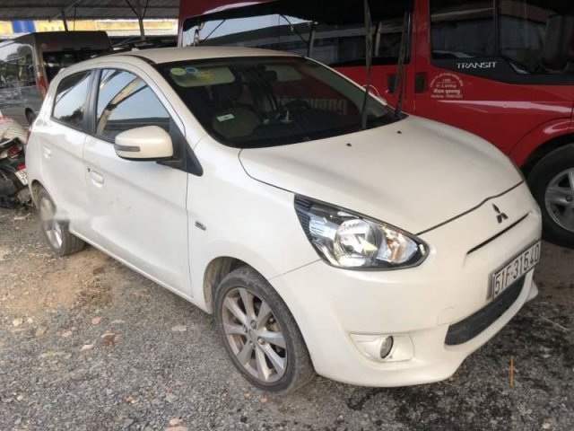 Cần bán lại xe Mitsubishi Mirage AT 2015, màu trắng, nhập khẩu nguyên chiếc  