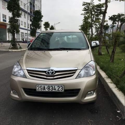 Bán Toyota Innova G đời 2009 xe gia đình