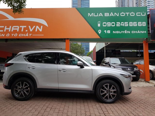 Bán xe Mazda CX 5, 2.0, 2017, chạy 1,4v km