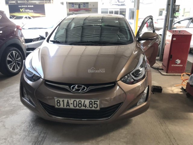 Cần bán Hyundai Elantra 1.8 AT 2015, còn TL, có hỗ trợ trả góp