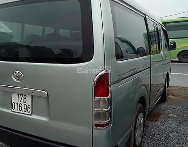 Cần bán Toyota Hiace 2.5 2009, màu xanh, giá cạnh tranh