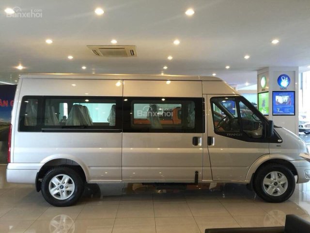 Bán Ford Transit bản Luxury, SVP, Mid, giá chỉ từ 760 triệu + gói km phụ kiện hấp dẫn, Mr Nam 0934224438 - 0963468416