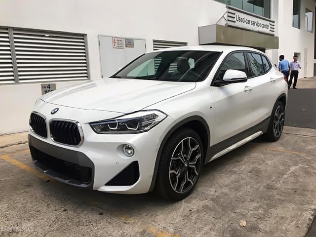 Bán xe BMW X2 sDrive20i M Sport X 2018, màu trắng, nhập khẩu 