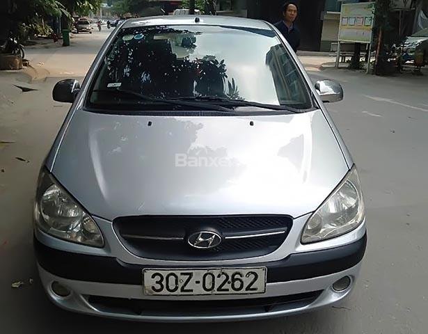 Cần bán xe Hyundai Getz 1.1 MT 2010, màu bạc, xe nhập