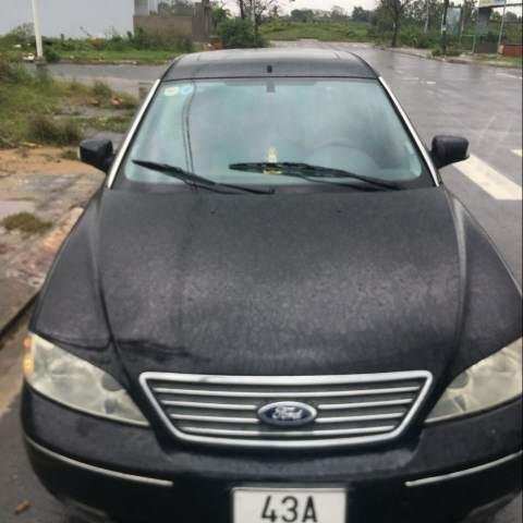 Bán Ford Mondeo đời 2004, màu đen, chính chủ giá cạnh tranh