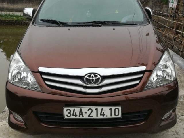 Bán Toyota Innova G đời 2010, màu nâu, chính chủ