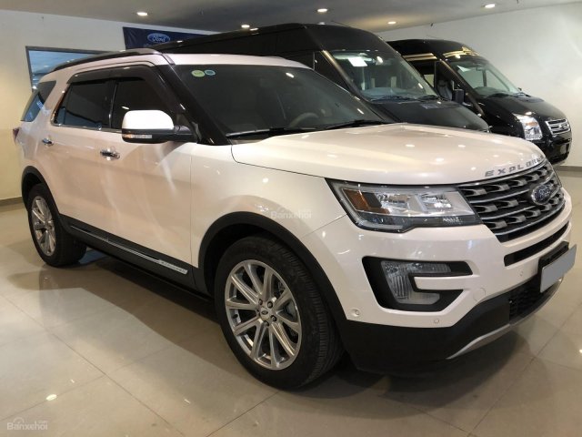 Bán Ford Explorer 2.3L Ecoboost 2017, màu trắng, hỗ trợ trả góp