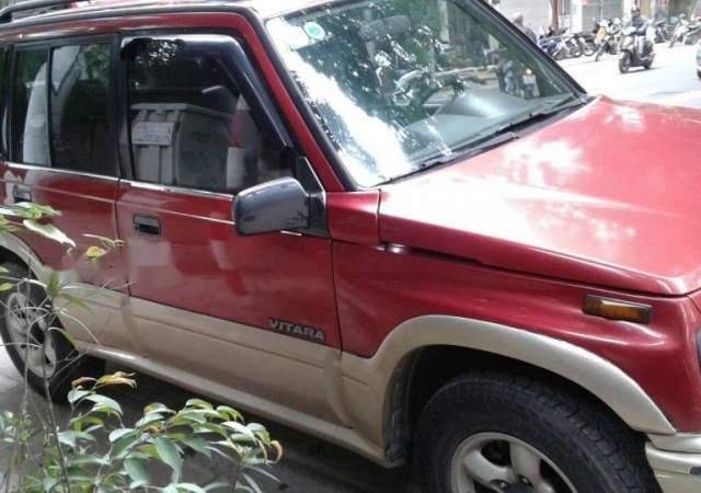 Cần bán lại xe Suzuki Vitara đời 2004, màu đỏ, xe gia đình