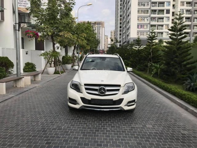 Bán xe Mercedes GLK 250 đời 2015, màu trắng0