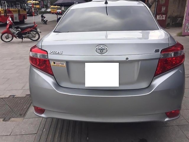 Cần bán gấp Toyota Vios 1.5E 2017, màu bạc số sàn, giá 485tr