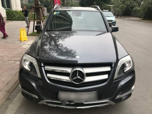 Chính chủ bán Mercedes GLK300 năm sản xuất 2013, màu đen