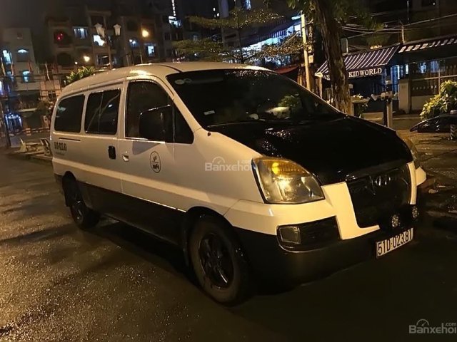 Bán Hyundai Starex nhập khẩu Korea, máy dầu MT, 6 chỗ, date 2005