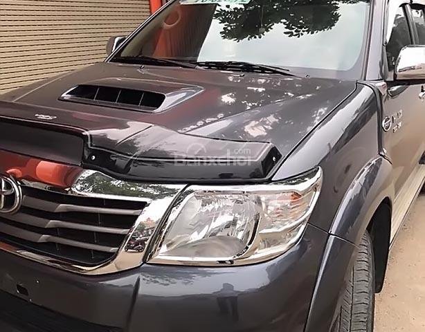 Cần bán gấp Toyota Hilux 3.0G 4x4 MT sản xuất 2012, màu xám, còn mới