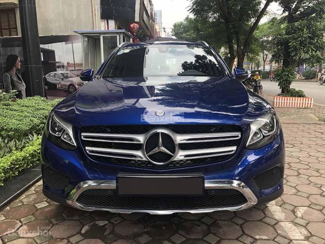 Cần bán Mercedes GLC200 đời 2018 mới, màu xanh Cavansite ở Buôn Ma Thuột, Đắk Lắk0