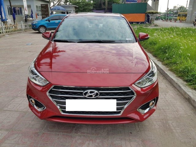 Cần bán xe Hyundai Accent 1.4AT 2018 màu đỏ đập hộp tháng 08/2018