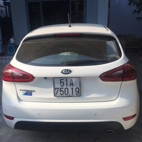 Chính chủ bán Kia Cerato đời 2014, màu trắng, nhập khẩu Hàn Quốc