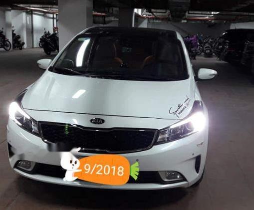 Bán Kia Cerato 1.6 AT sản xuất 2018, màu trắng, 620tr