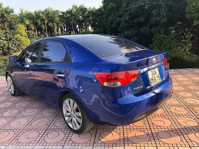 Bán xe Kia Forte 1.6 AT SLi sản xuất năm 2010, màu xanh lam, xe nhập như mới