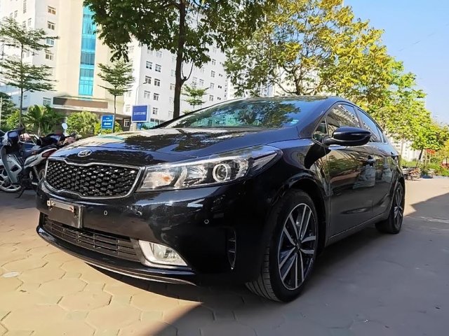 Bán Kia Cerato 1.6 AT năm 2016, màu đen, giá tốt