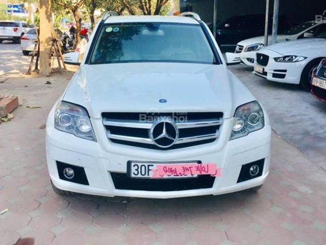 Bán Mercedes GLK300 4matic, xe sản xuất và đăng kí 2009, biển HN, tên cá nhân một chủ từ đầu