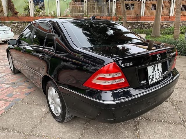 Bán chiếc xe Mercedes Benz C180, bản đủ nhất Elegance, đăng kí lần đầu năm 2004