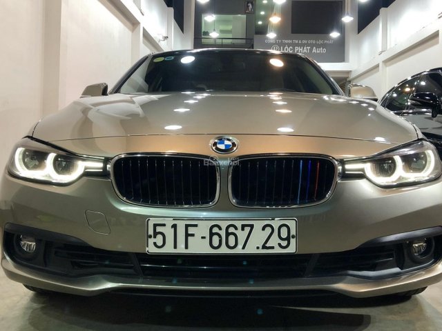Bán BMW 320i sx 2015 model 2016 full led, đá cốp, odo 30000km, xe nguyên zin không lỗi