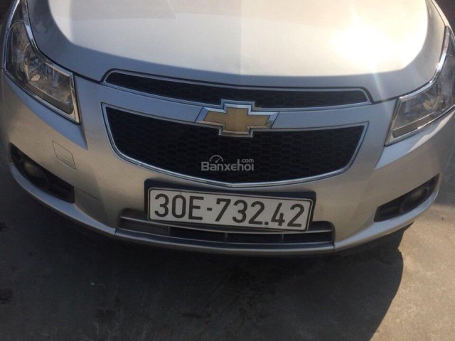 Bán ô tô Chevrolet Cruze LS 1.6 MT sản xuất năm 2011, màu bạc 