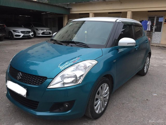 Bán Suzuki Swift 1.4 AT đời 2016, màu xanh lam