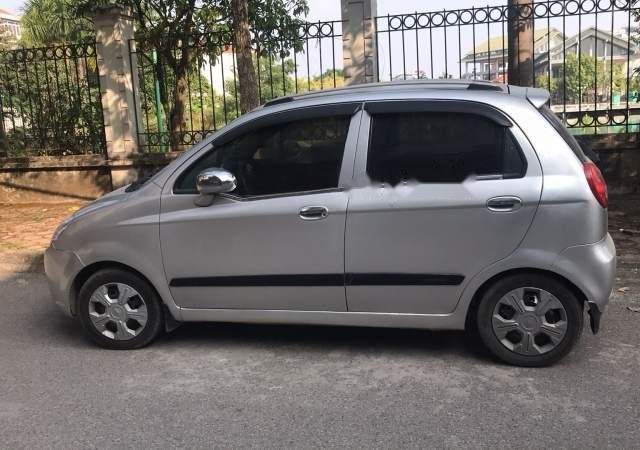 Cần bán gấp Chevrolet Spark MT đời 2010, xe chạy ổn định máy khoẻ