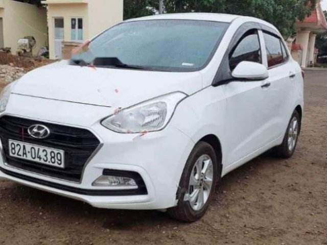 Cần bán xe Hyundai Grand i10 1.2 MT năm 2018, màu trắng, xe nhập, đã đi 40000km0