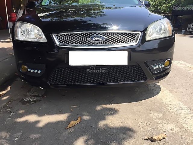 Cần bán Ford Focus 1.8 MT 2009, màu đen, 220tr