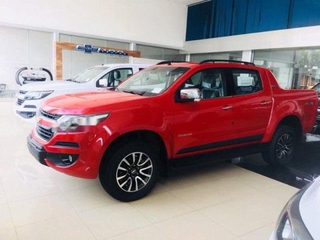 Bán xe Chevrolet Colorado 2.5 MT 4×2 LT sản xuất 2018, màu đỏ, hỗ trợ vay 90%