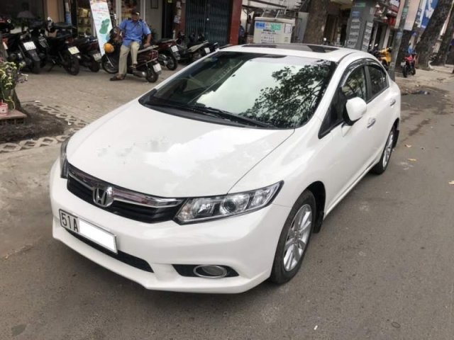 Bán xe Honda Civic đời 2014, màu trắng, còn rất mới