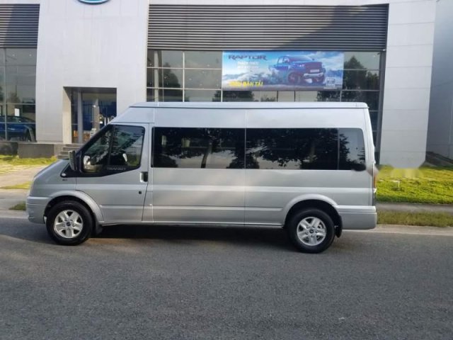 Bán Ford Transit Luxury đời 2016, màu bạc  