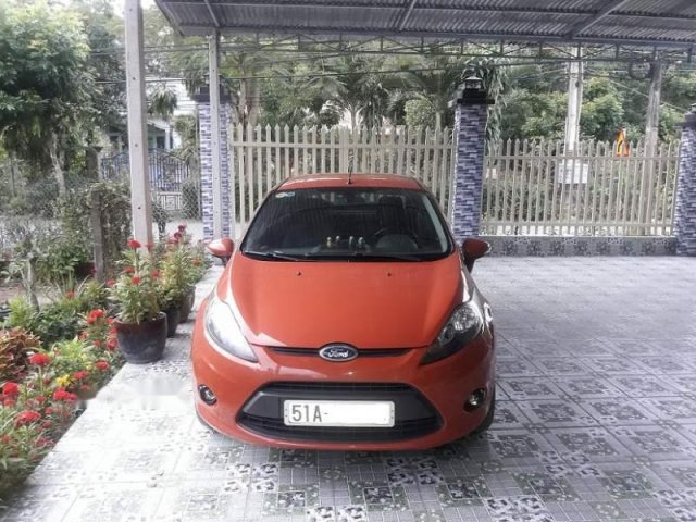 Cần bán xe Ford Fiesta 1.6 AT 2011, màu đỏ, giá cạnh tranh