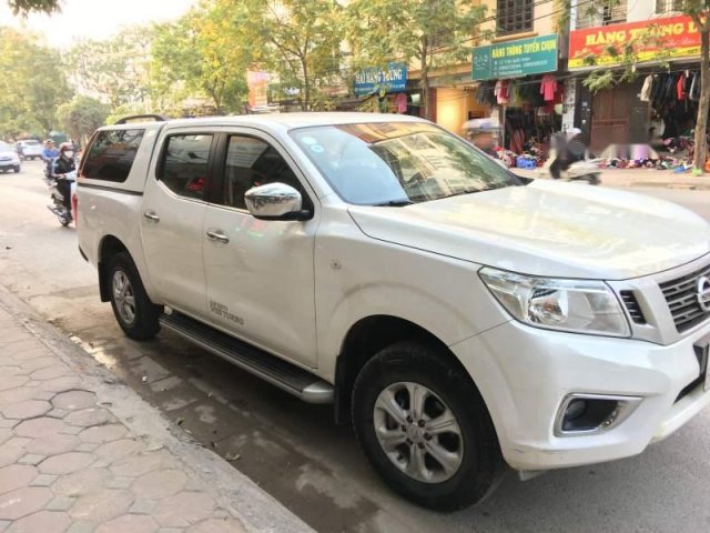 Cần bán Nissan Navara E 2.5MT 2016, màu trắng, nhập khẩu Thái Lan chính chủ