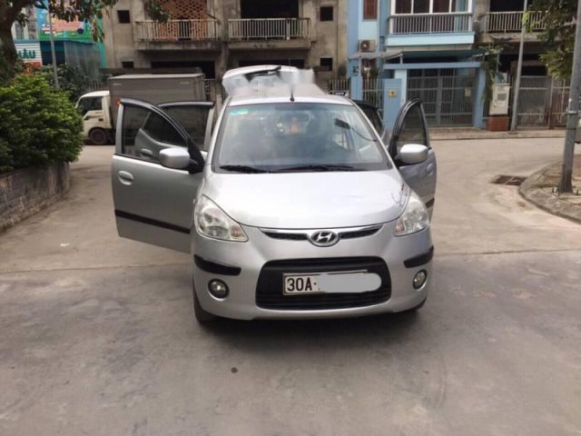 Cần bán Hyundai i10 đời 2008, màu bạc, nhập khẩu nguyên chiếc chính chủ