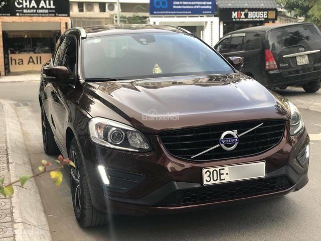 Bán Volvo XC60 T5 AWD năm 2017, màu nâu, xe nhập