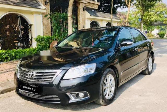 Cần bán Toyota Camry 2.0 năm 2009, màu đen, nhập khẩu Đài Loan