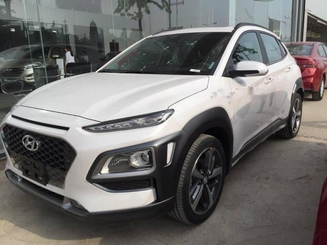 Bán xe Hyundai Kona bản 1.6 Turbo, đủ màu, giao xe ngay