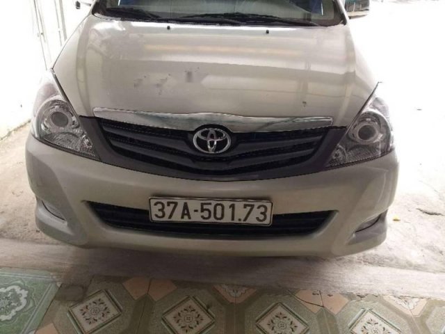 Cần bán gấp Toyota Innova đời 2008, màu bạc, nhập khẩu, 330 triệu