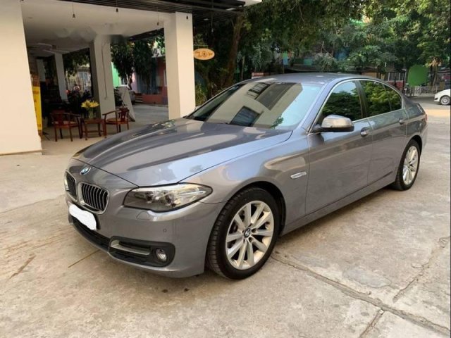 Bán BMW 5 Series 520i năm sản xuất 2016, màu xám, xe nhập như mới