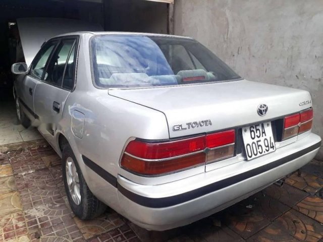 Bán Toyota Corona đời 1990, màu bạc, 70 triệu