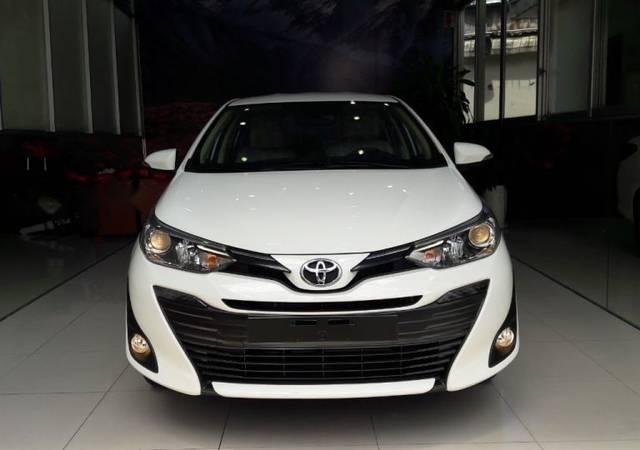 Bán xe Toyota Vios 1.5G đời 2018, màu trắng, 591tr